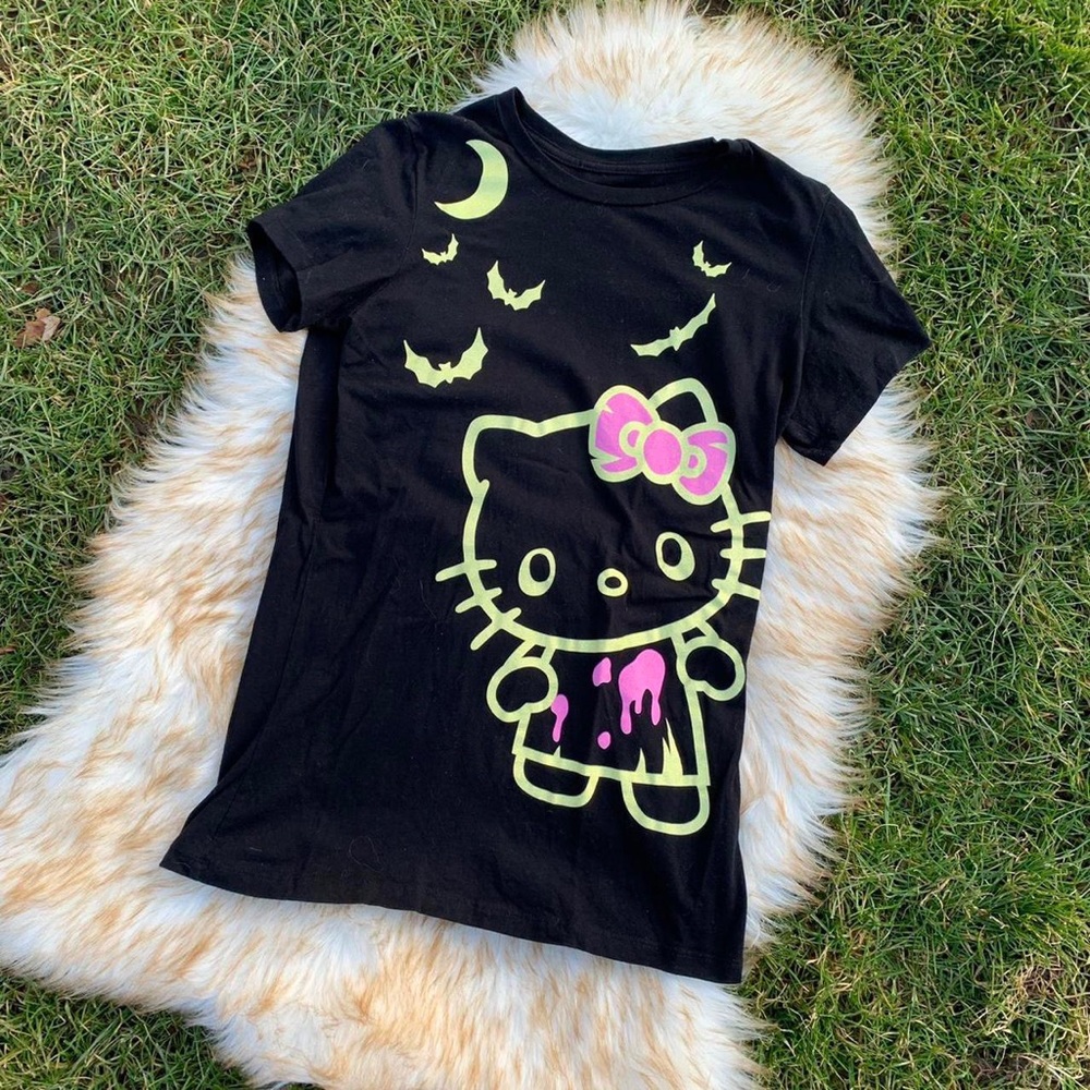 Hello Kitty collab zombie tee